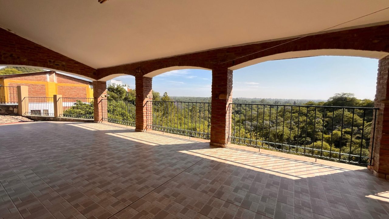 CASA EN VILLA LOS AROMOS