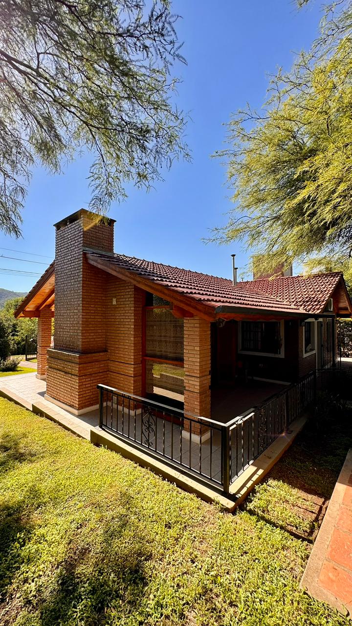 CASA EN VILLA GRAL BELGRANO EN PASAJE PRIVADO