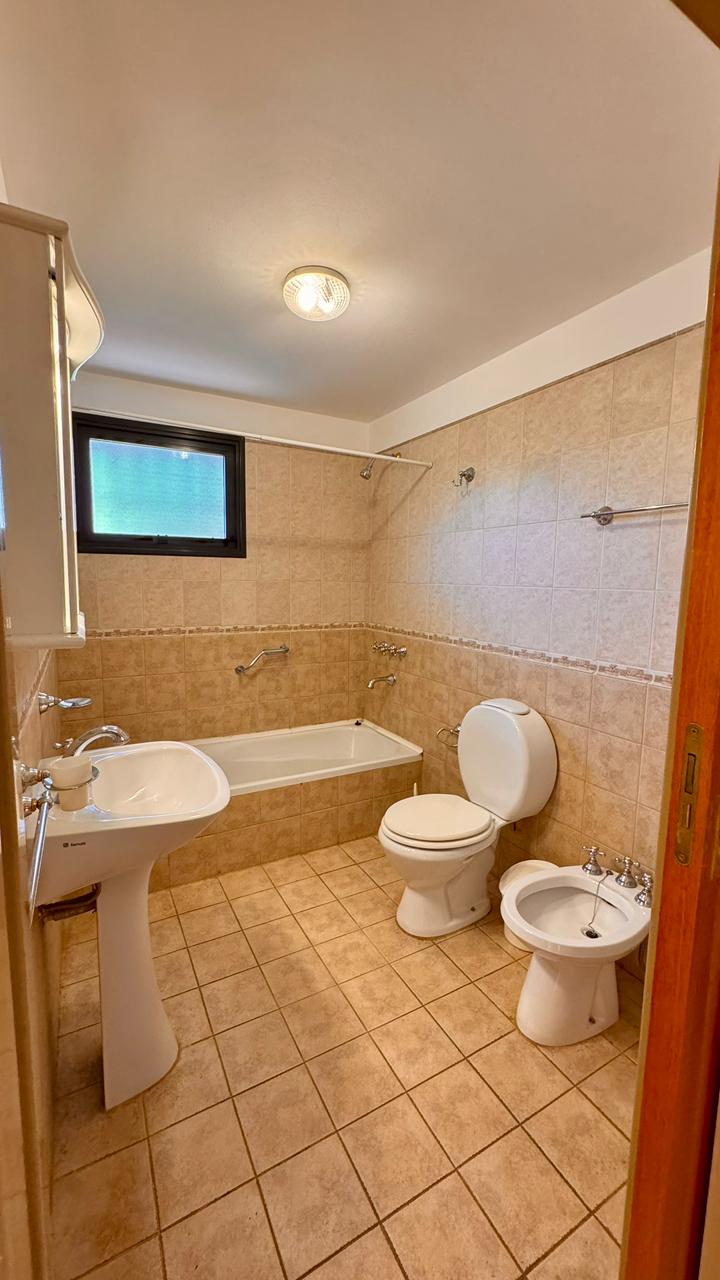CASA EN VILLA GRAL BELGRANO EN PASAJE PRIVADO