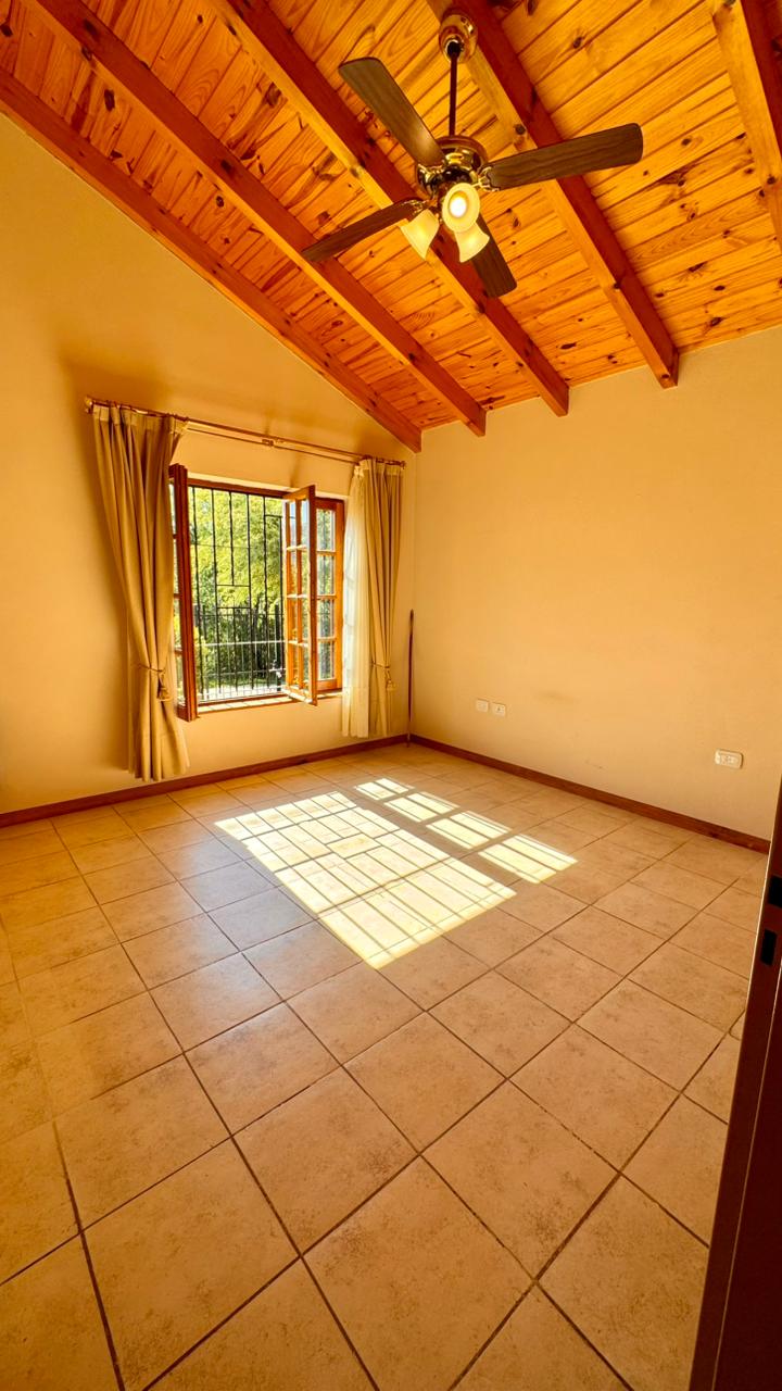 CASA EN VILLA GRAL BELGRANO EN PASAJE PRIVADO