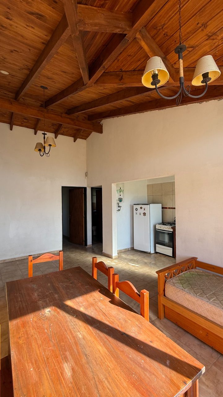 CASA DE UN DORMITORIO EN VGB