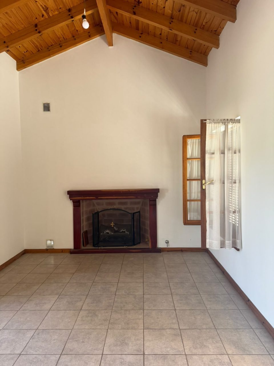 CASA EN VILLA GRAL BELGRANO EN PASAJE PRIVADO
