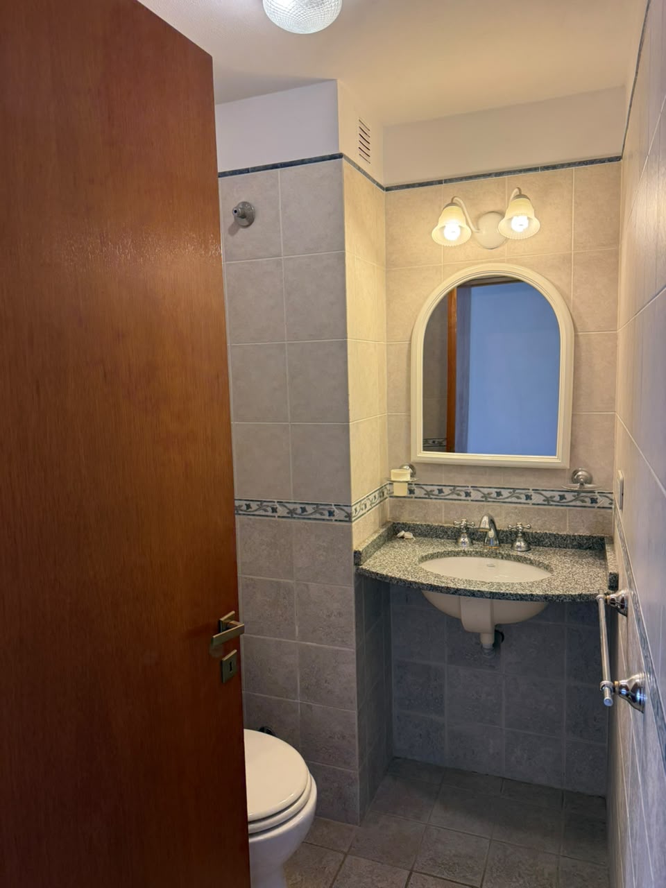 CASA EN VILLA GRAL BELGRANO EN PASAJE PRIVADO